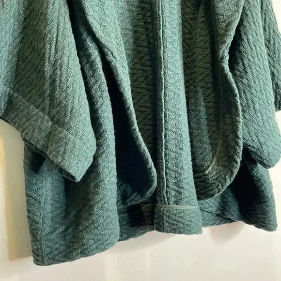 Lands’end Green Sweater Cape - Picture 5 of 12